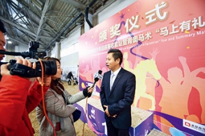 青奧馬術(shù)六周年校慶：普及體能課程，發(fā)展競賽團(tuán)隊(duì)，風(fēng)雨中迎難而上 ...