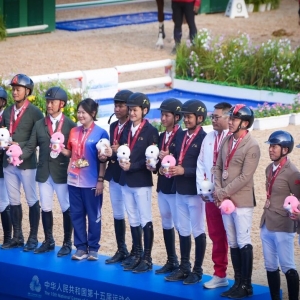 全運(yùn)會(huì)馬術(shù)障礙團(tuán)體賽兩輪激戰(zhàn)，廣西隊(duì)逆襲奪冠