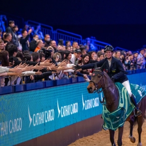 2026浪琴香港國(guó)際馬術(shù)盛典套票開(kāi)售！赴一場(chǎng)優(yōu)雅與刺激的狂歡之約 ... ...